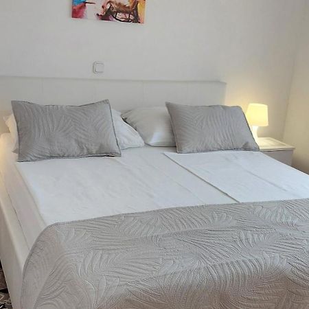 Apartment Ivana,Mali Maj Porec Luaran gambar